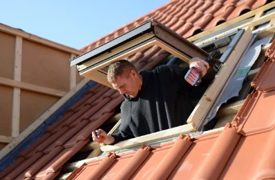 Pose de fenêtres de toit Velux à Morlac